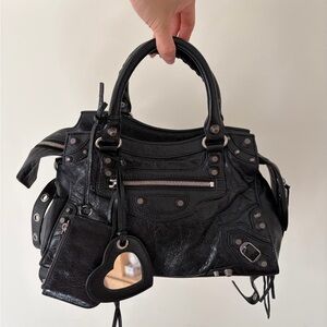 BALENCIAGA Black Neo Cagole City Bag